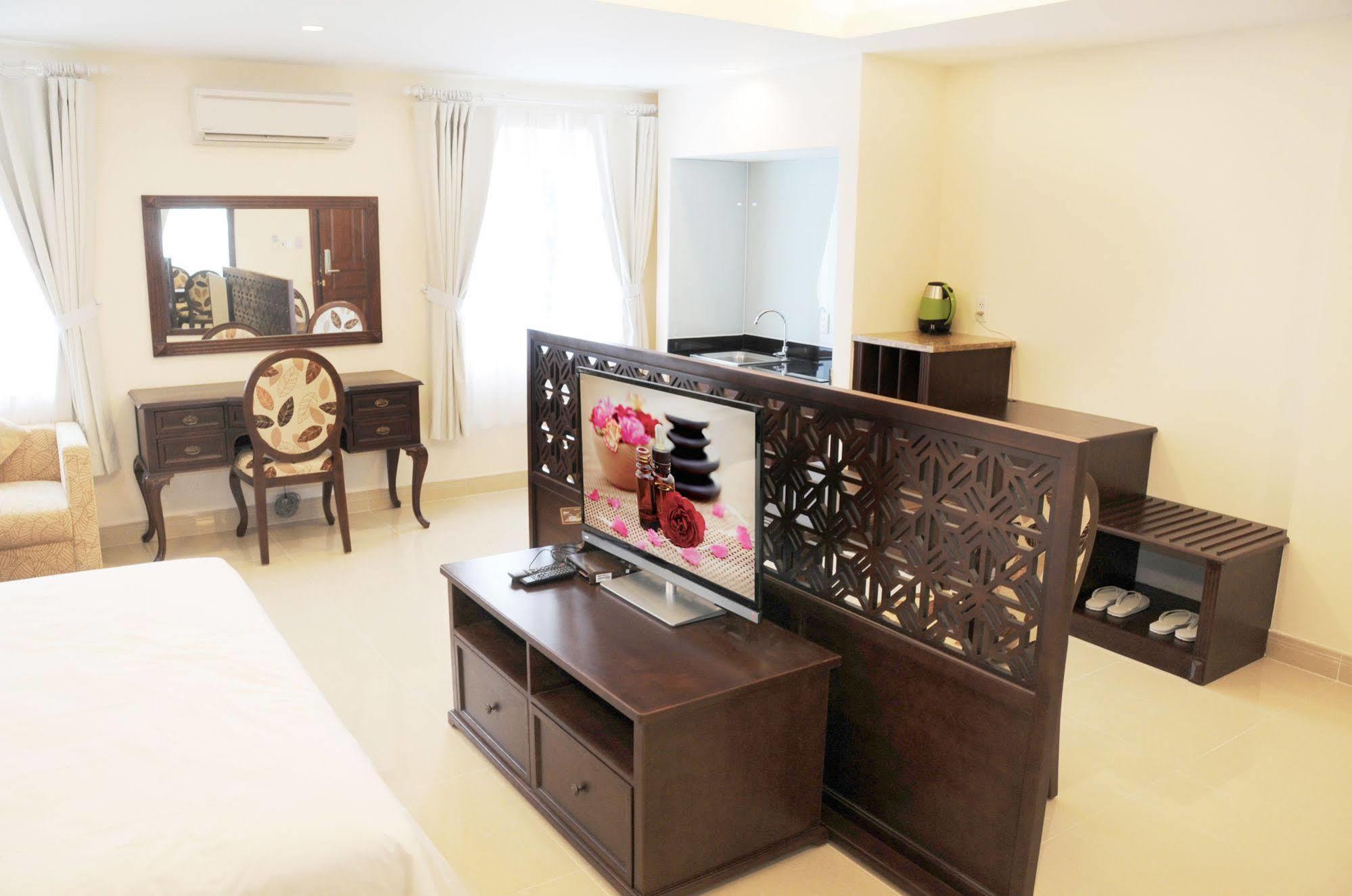 Crown Diamond Hotel - Phu My Hung District 7 Ho Chi Minh City Bagian luar foto